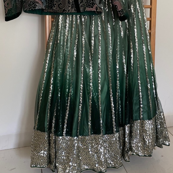 LEHANGA - Picture 5 of 5